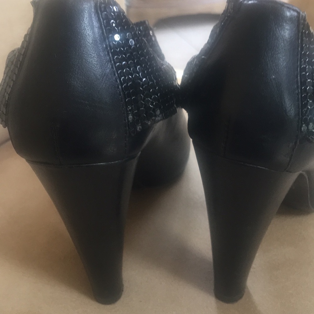 ⭐️HP⭐️Marc by Marc Jacobs leather pump - Picture 3 of 8